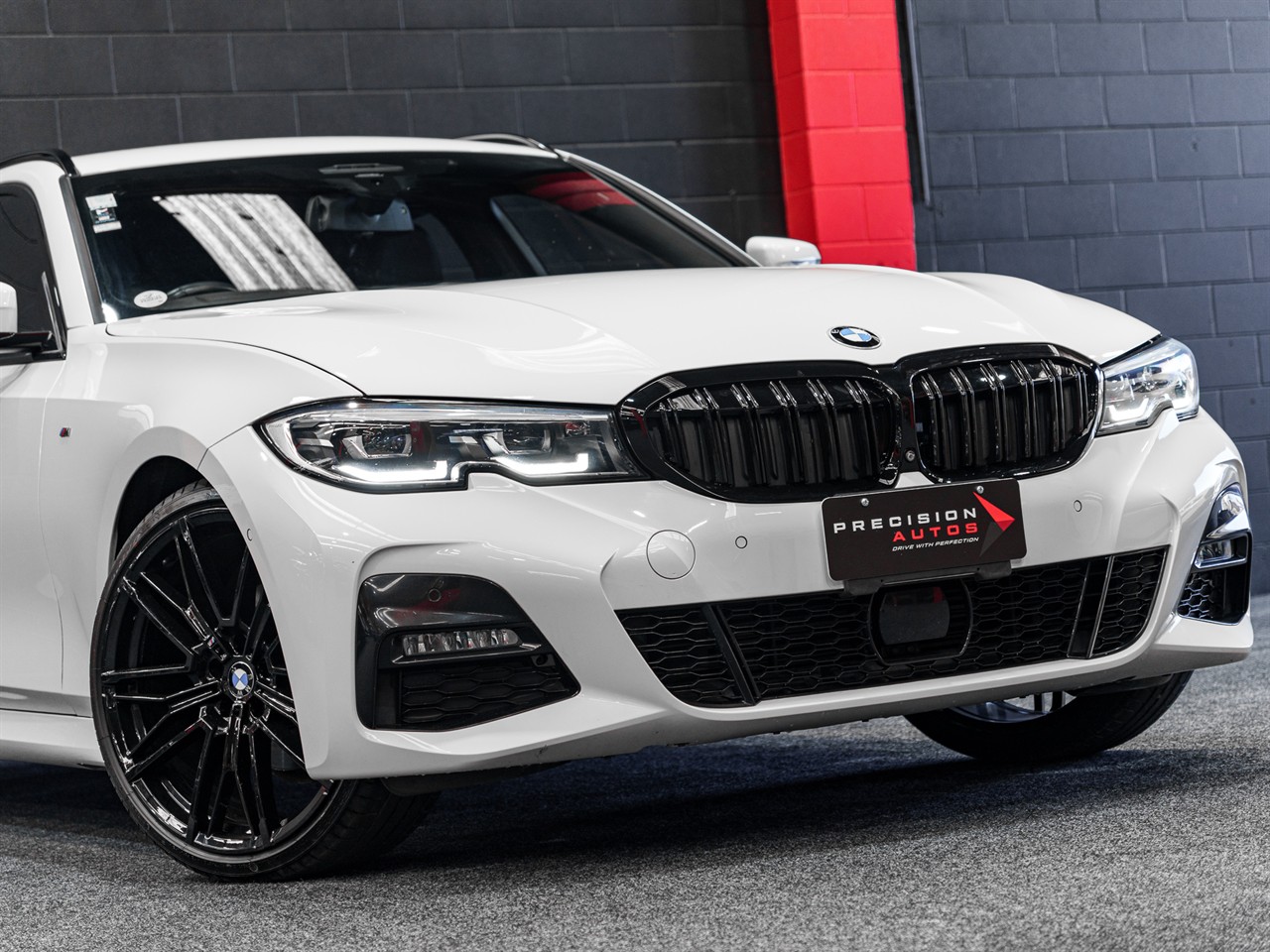 2021 BMW 320I
