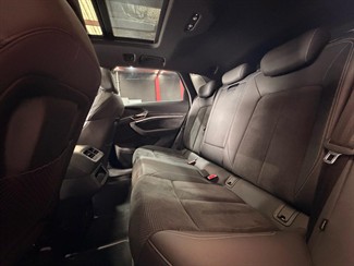 2021 Audi e-tron - Thumbnail