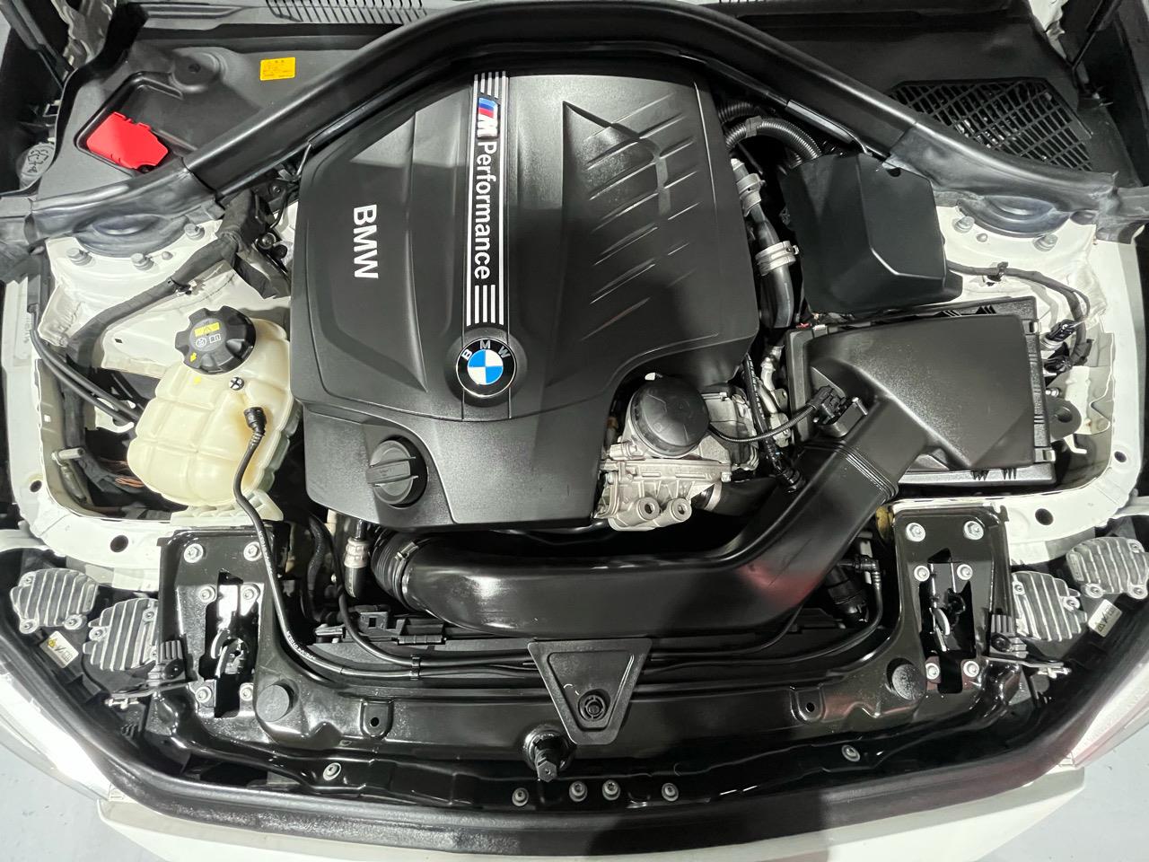 2016 BMW M235i