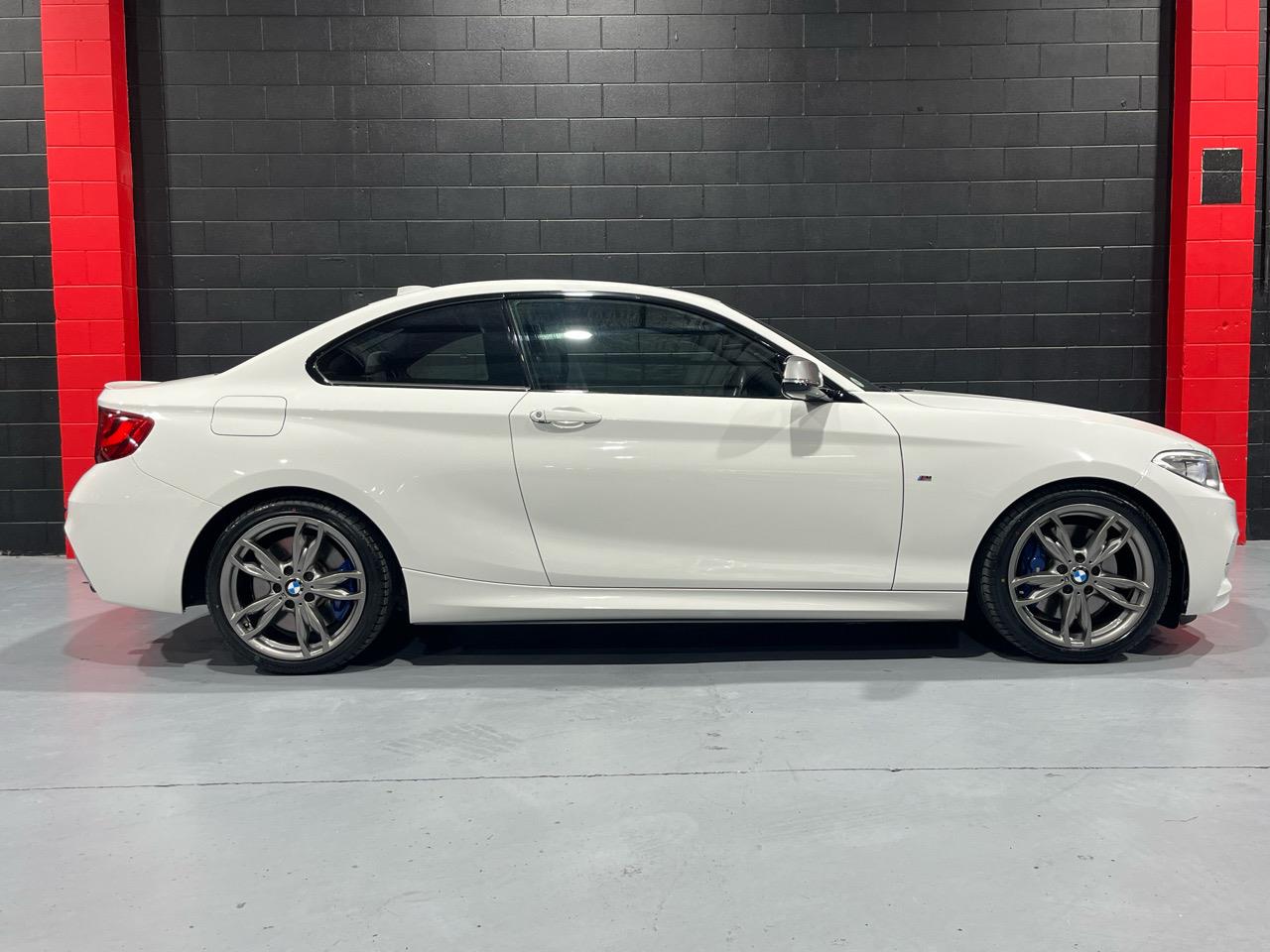 2016 BMW M235i