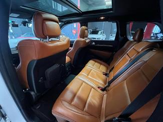 2014 Jeep Grand Cherokee - Thumbnail