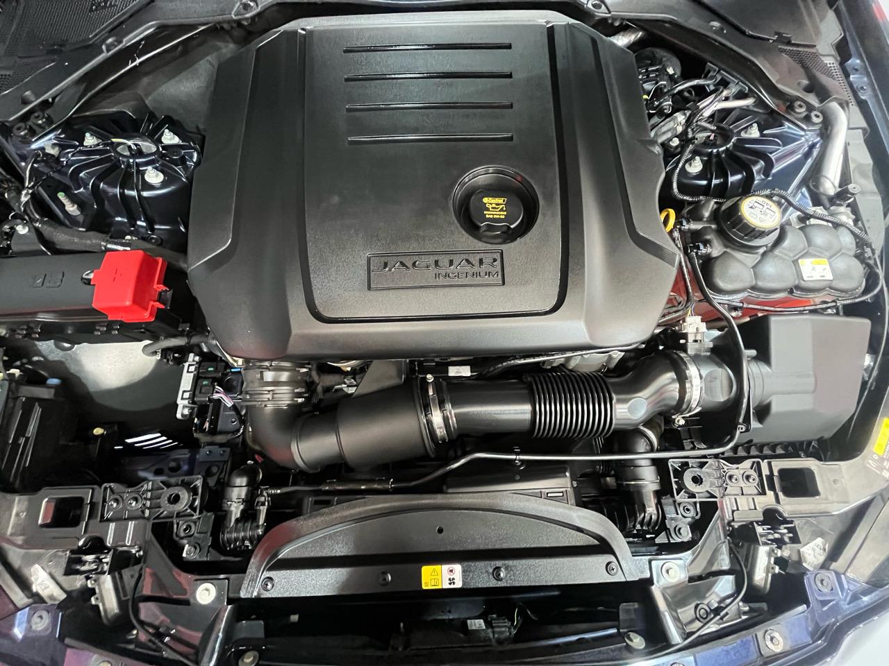 2017 Jaguar XE