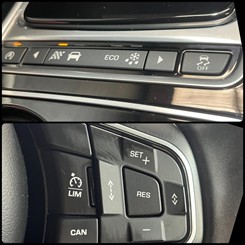2017 Jaguar XE - Thumbnail