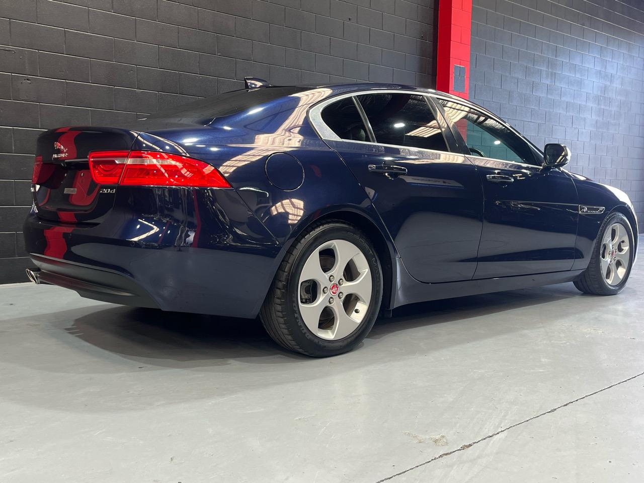 2017 Jaguar XE