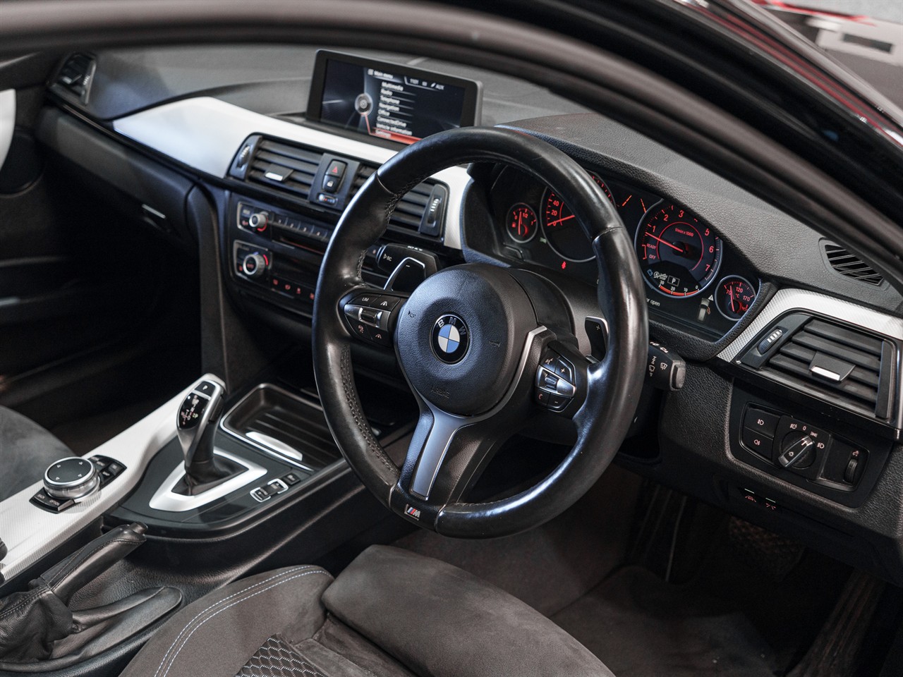 2015 BMW 320I