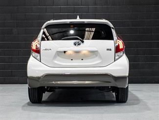 2015 TOYOTA Aqua - Thumbnail