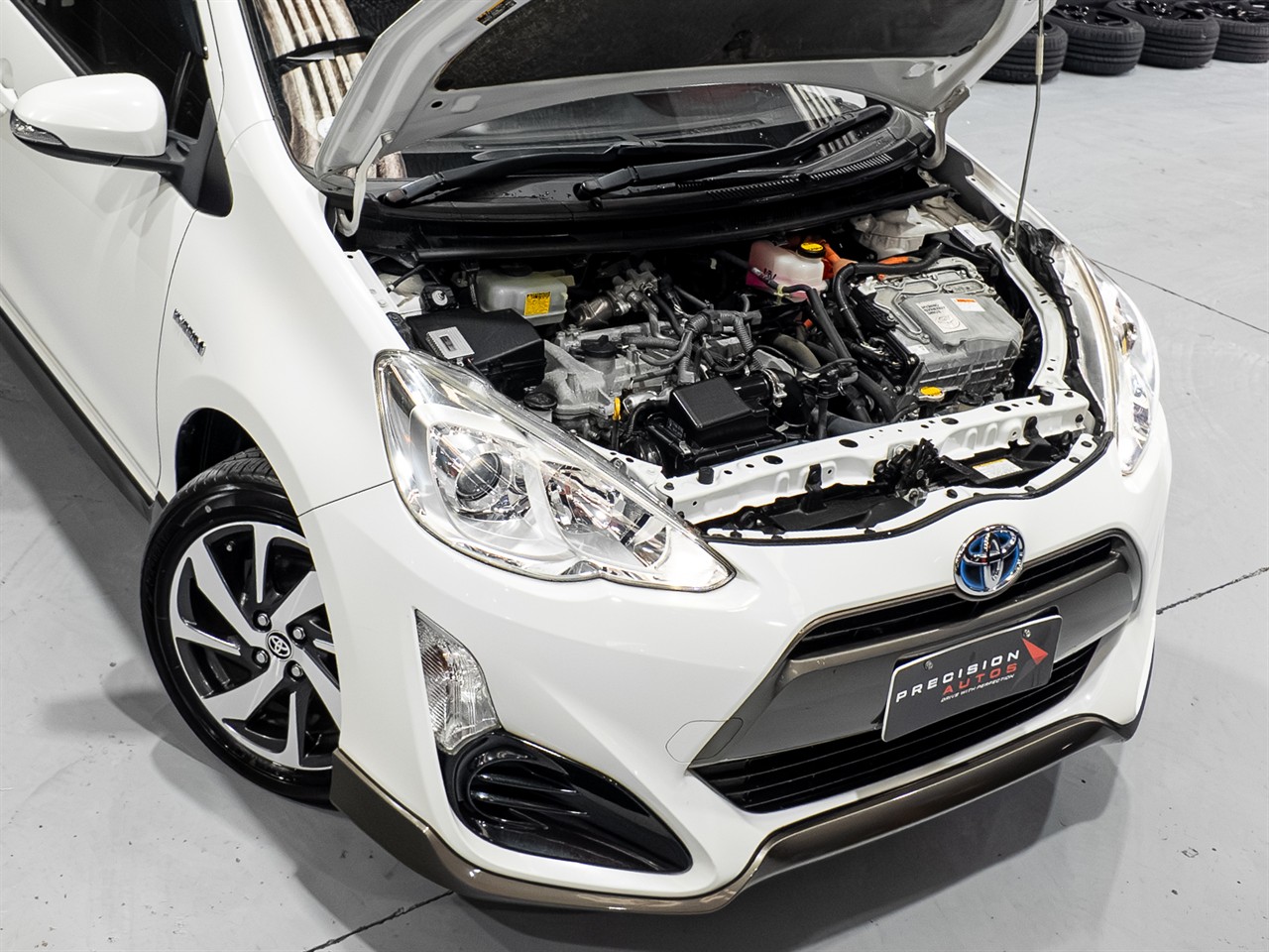 2015 TOYOTA Aqua