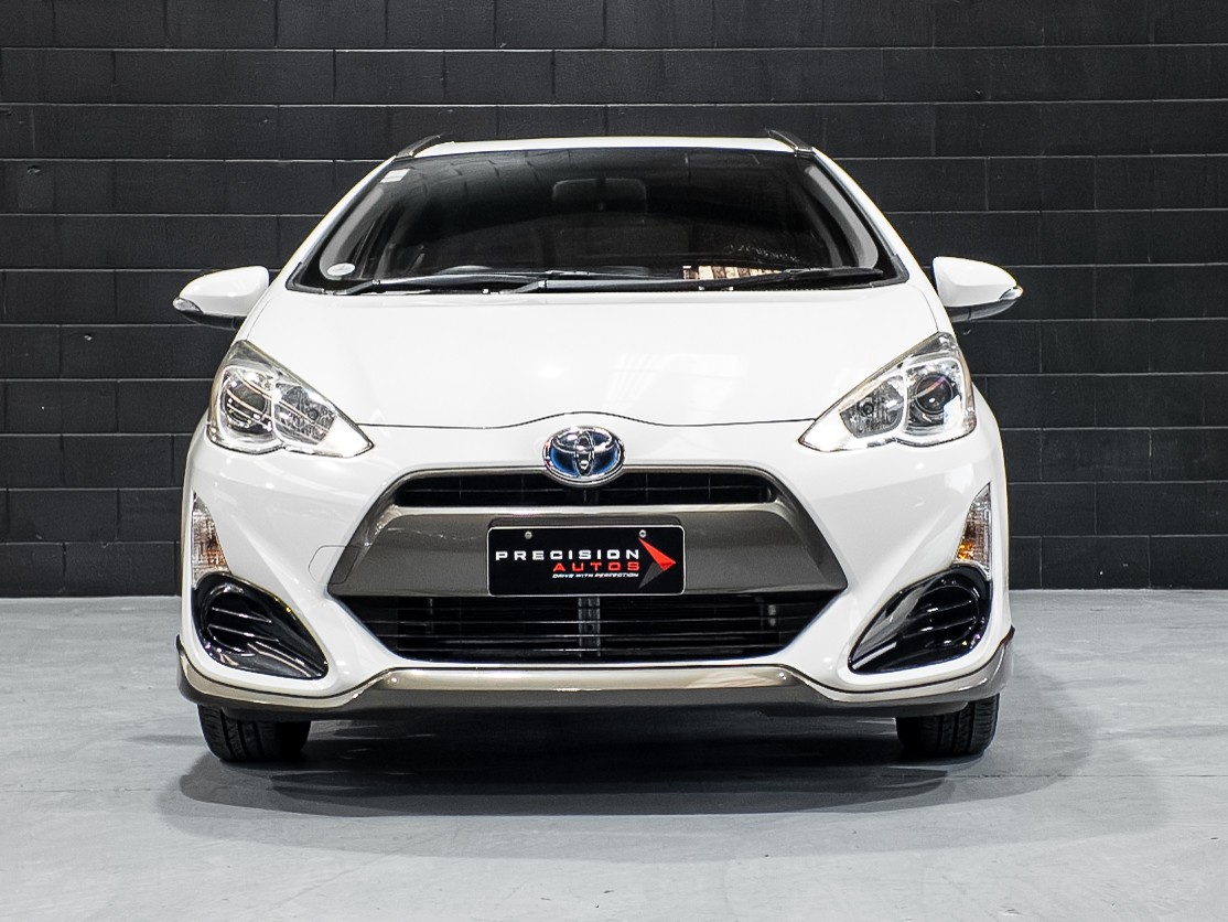 2015 TOYOTA Aqua