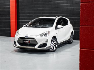 2015 TOYOTA Aqua - Thumbnail
