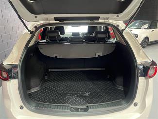 2017 Mazda CX-5 - Thumbnail
