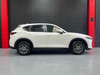 2017 Mazda CX-5 - Thumbnail