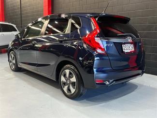 2018 Honda FIT - Thumbnail