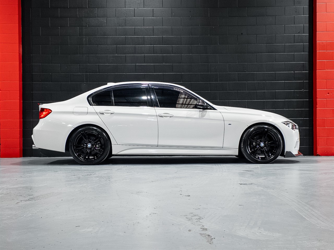 2015 BMW 320I
