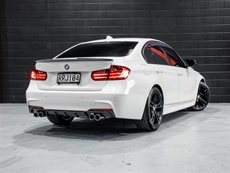 2015 BMW 320I - Thumbnail