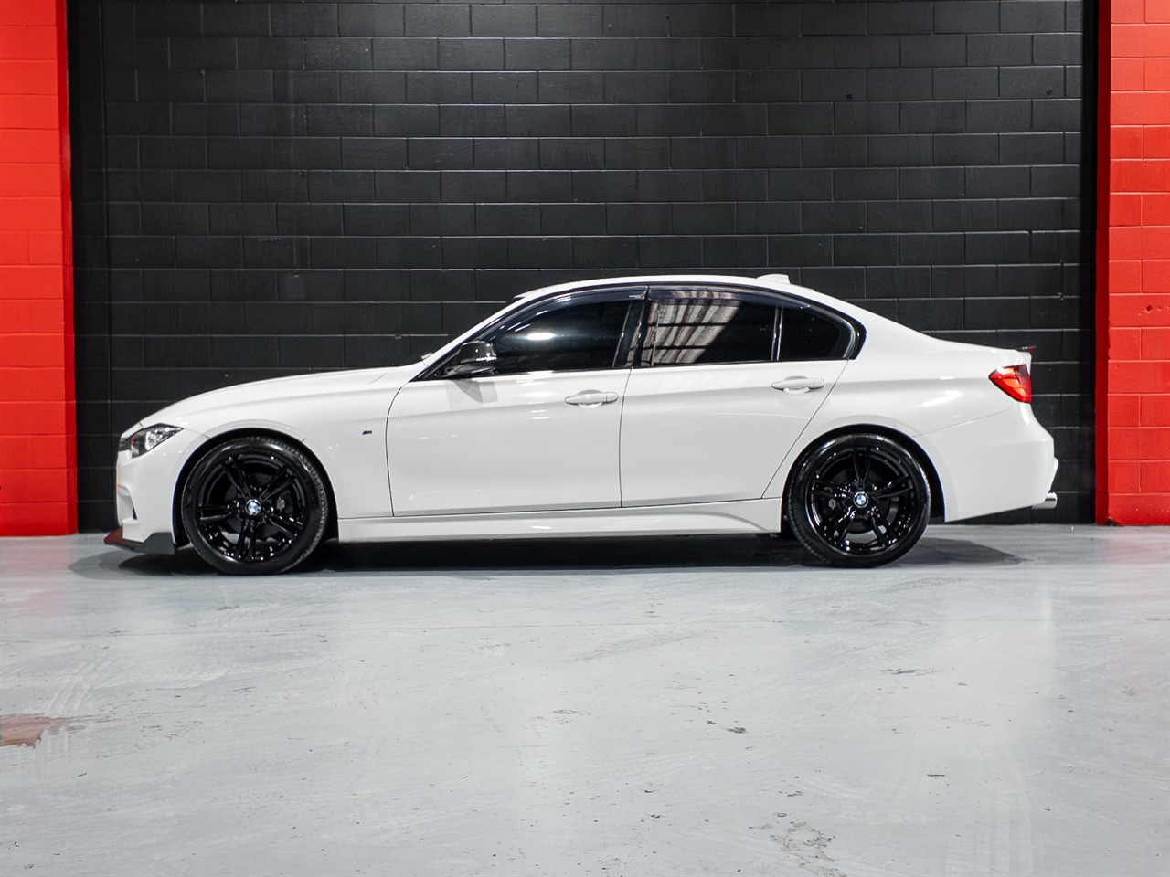 2015 BMW 320I