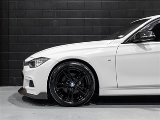 2015 BMW 320I - Thumbnail