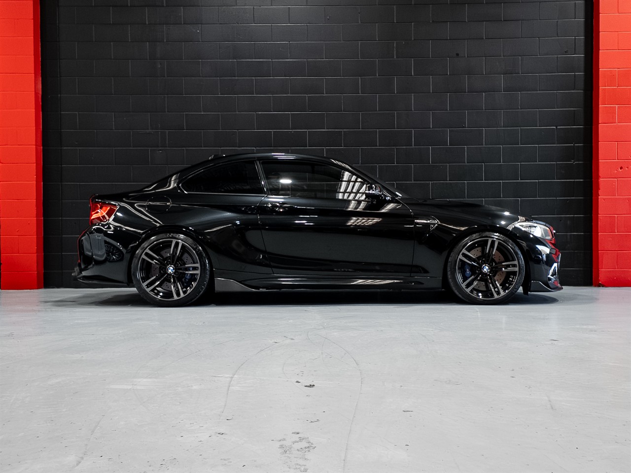 2017 BMW M2