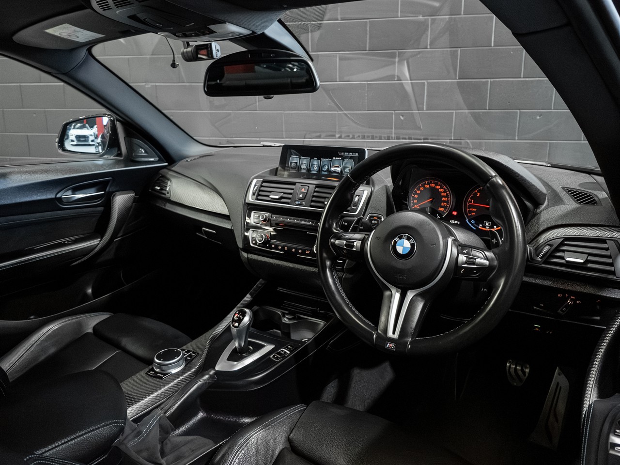 2017 BMW M2