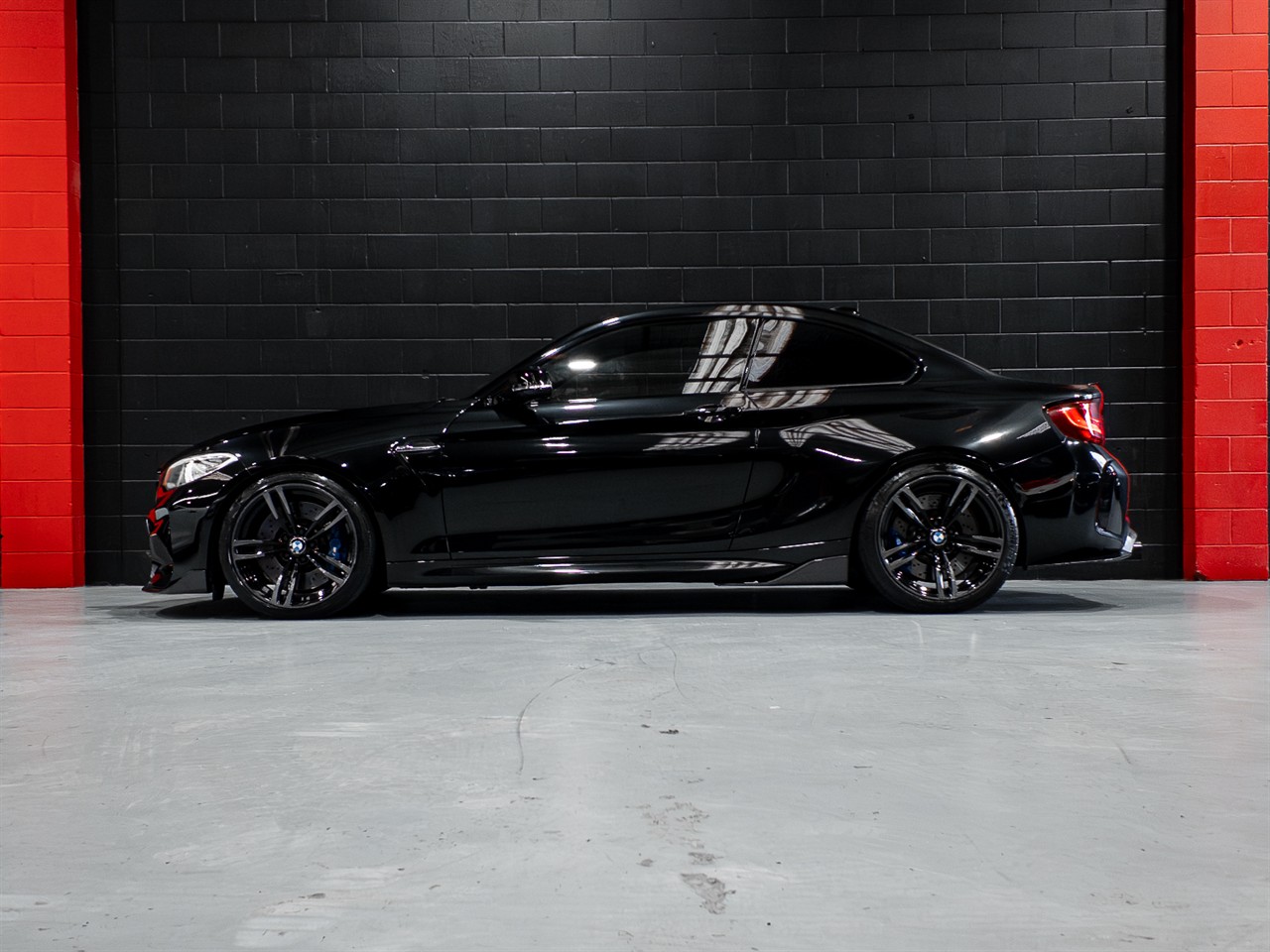 2017 BMW M2