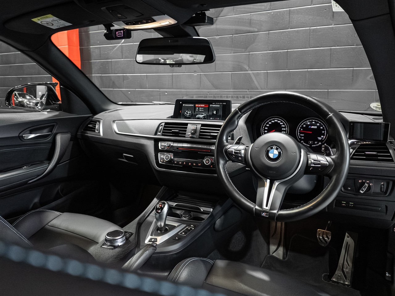 2019 BMW M2