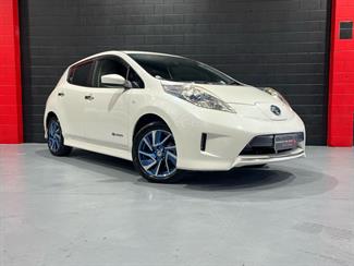2016 Nissan Leaf - Thumbnail