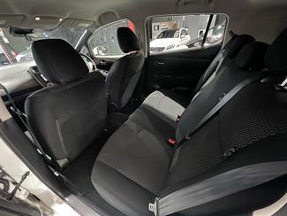 2016 Nissan Leaf - Thumbnail