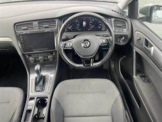 2018 Volkswagen E-Golf - Thumbnail