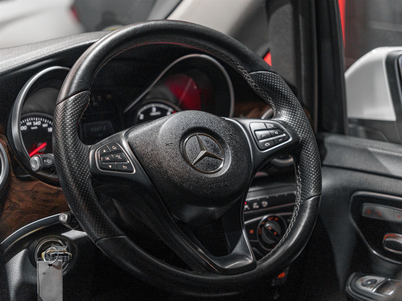 2015 Mercedes-Benz V 220 d