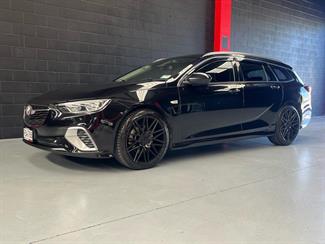 2018 Holden Commodore - Thumbnail