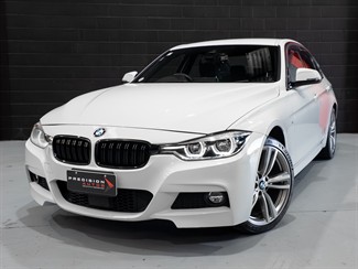 2017 BMW 320I - Thumbnail