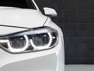 2017 BMW 320I - Thumbnail