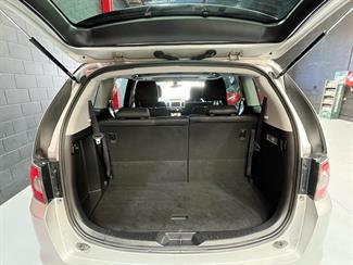 2009 Mazda MPV - Thumbnail