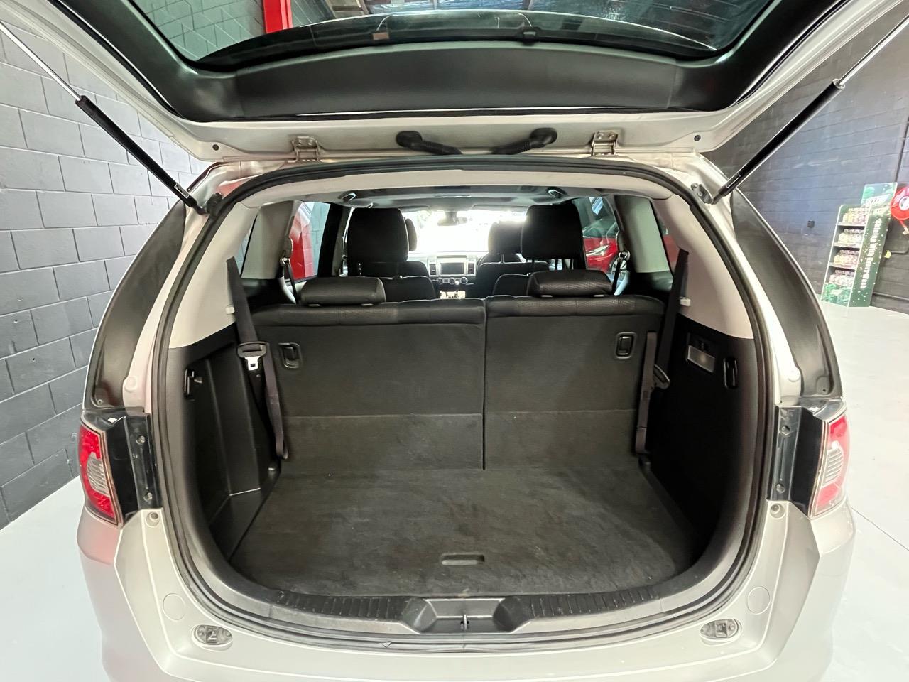 2009 Mazda MPV