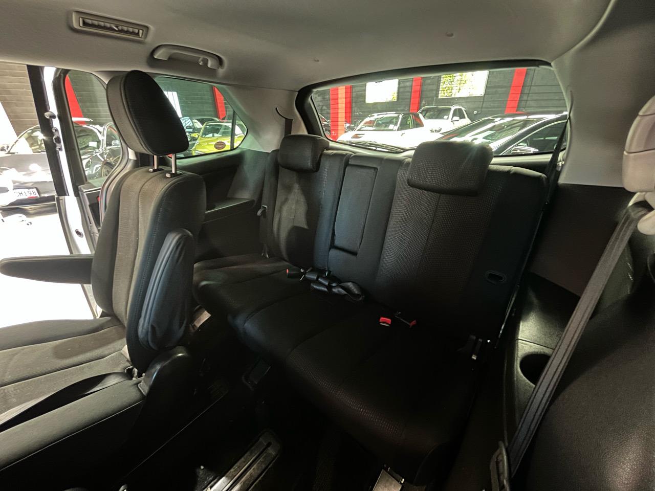 2009 Mazda MPV