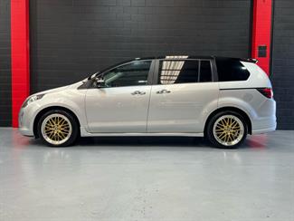 2009 Mazda MPV - Thumbnail