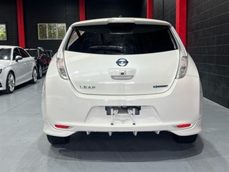 2016 Nissan Leaf - Thumbnail
