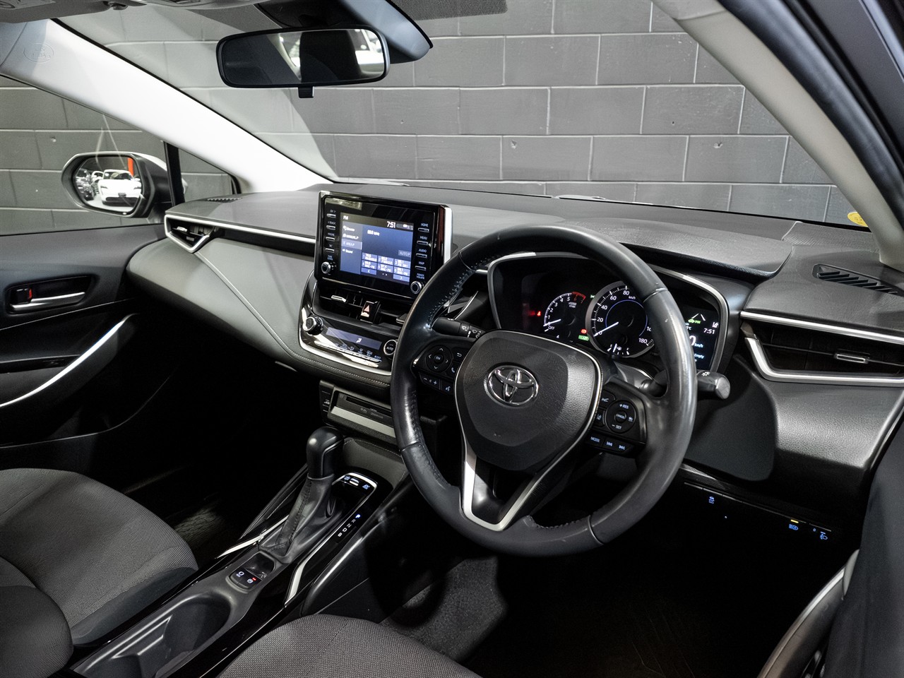 2019 TOYOTA Corolla