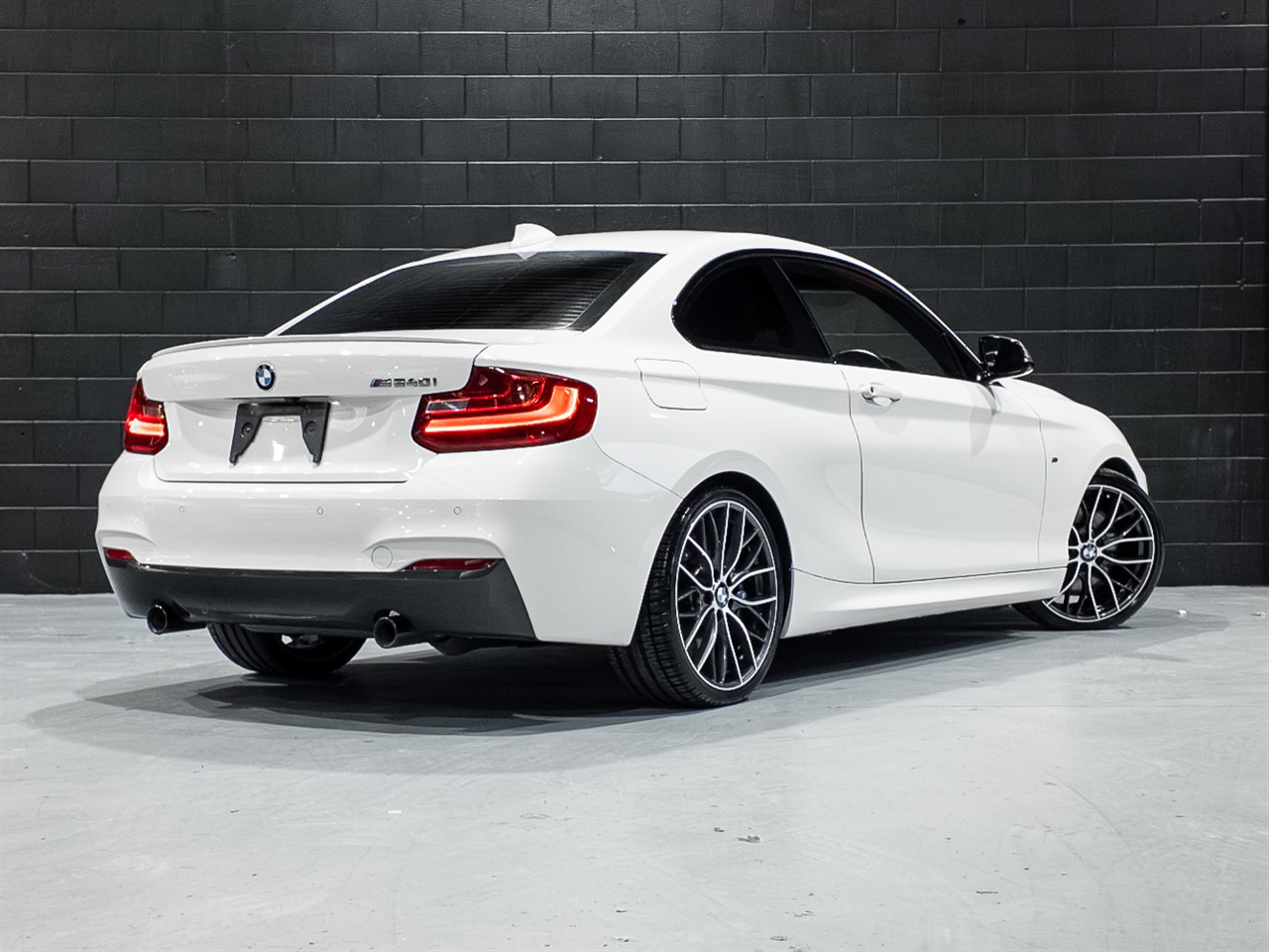 2017 BMW M240i