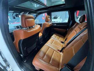 2015 Jeep Grand Cherokee - Thumbnail