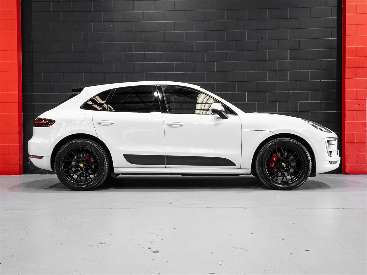2017 Porsche Macan
