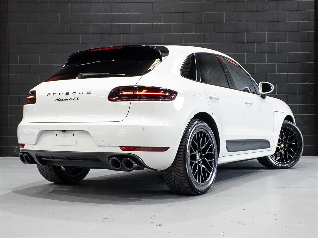 2017 Porsche Macan