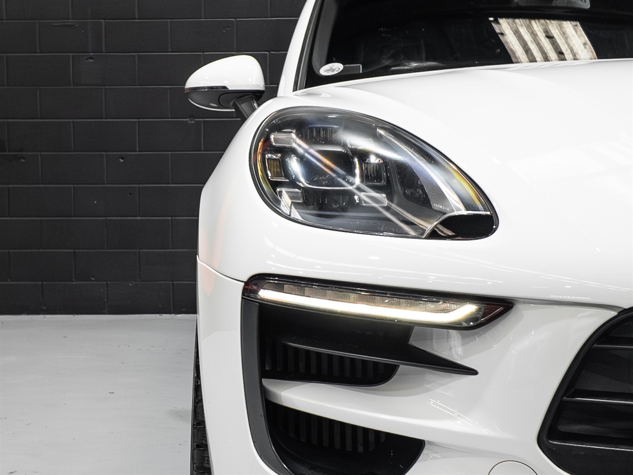 2017 Porsche Macan