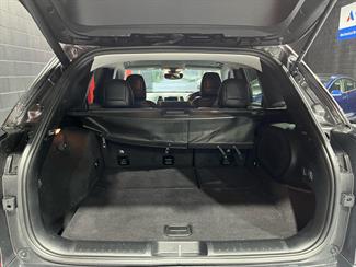 2019 Jeep Cherokee - Thumbnail
