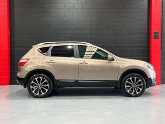 2014 Nissan Qashqai - Thumbnail