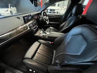 2017 BMW 530i - Thumbnail