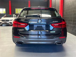 2017 BMW 530i - Thumbnail