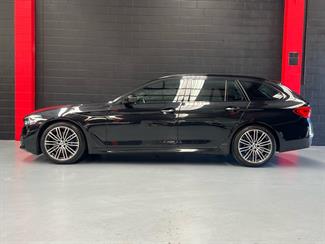 2017 BMW 530i - Thumbnail