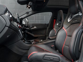 2015 Mercedes-Benz CLA 45 - Thumbnail