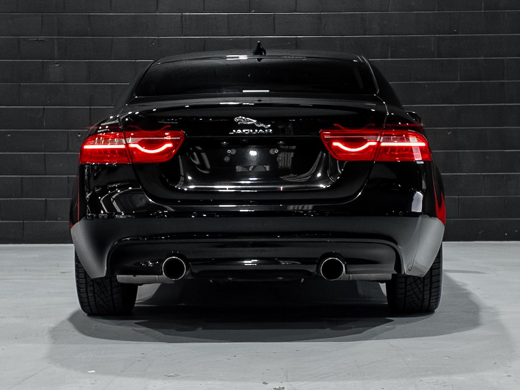2016 Jaguar XE