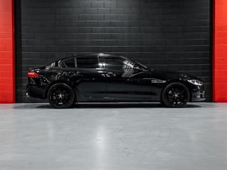 2016 Jaguar XE - Thumbnail